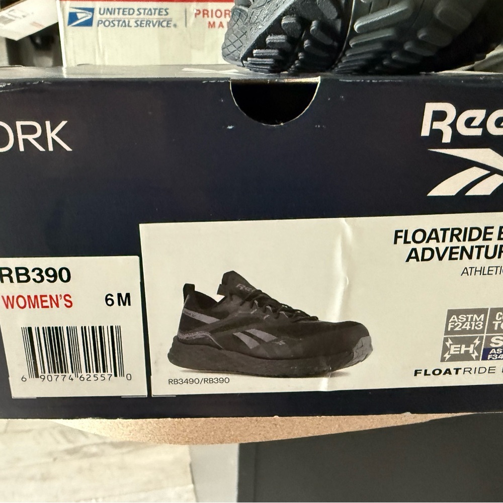 Reebok Men's Black Athletic Shoes